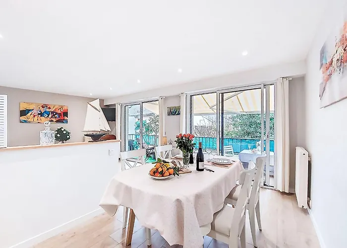 Port Et A Pied- Linge Inclus By Interhome *