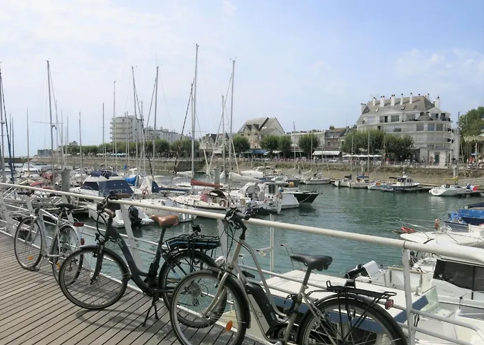 Port Et A Pied- Linge Inclus By Interhome